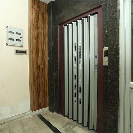 Oyo Flagship 17204 Vrindawan Galaxy Hotel Kanpur Buitenkant foto